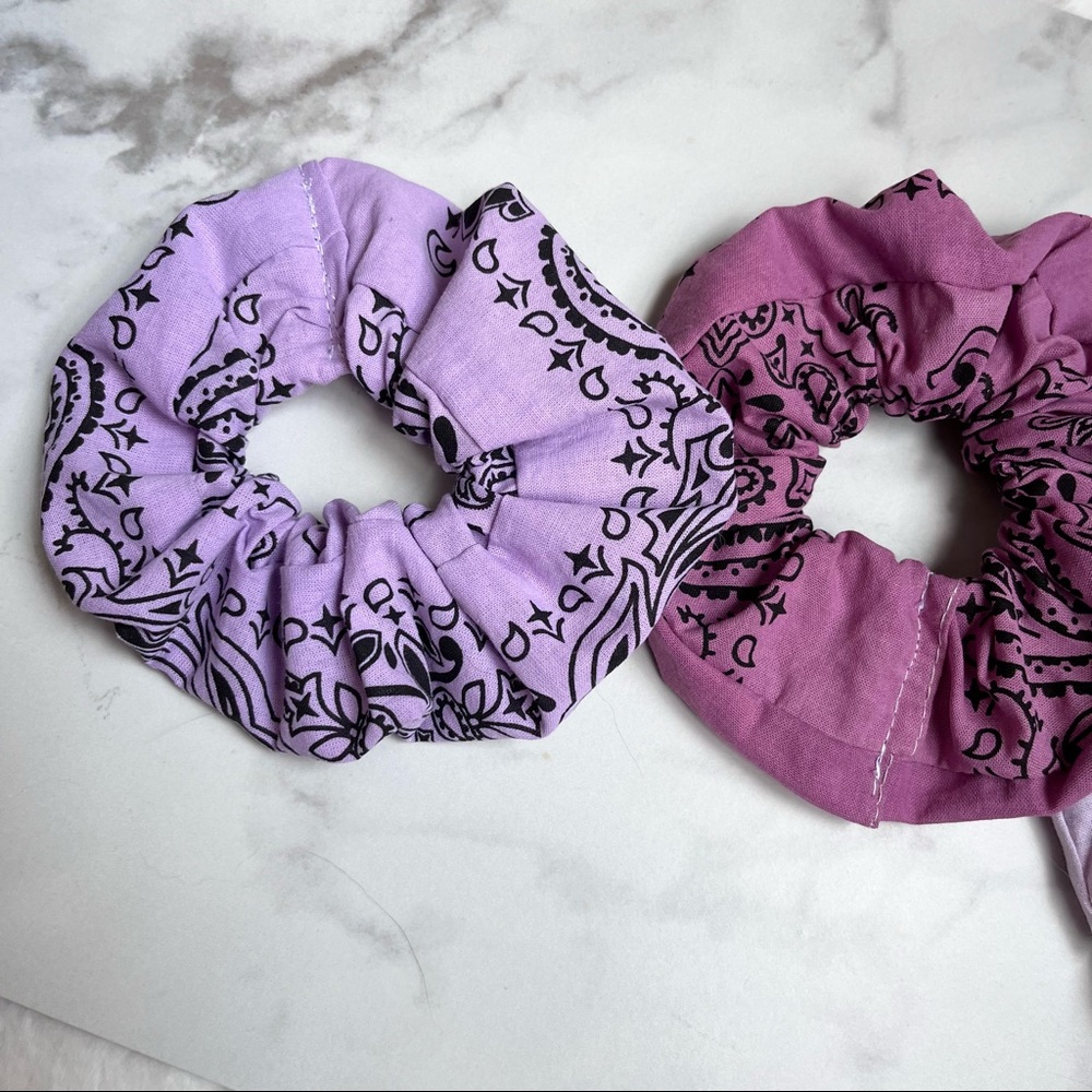 Handmade Paisley Bandana Scrunchies Bleach Dyed Tie Dyed Muted Earthy SKU 5567 - Picture 5 of 6
